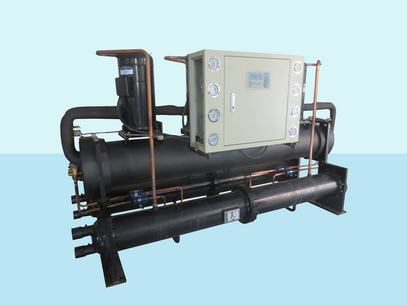 臺架式冷水機(jī)組.jpg 臺架式冷水機(jī)組.jpg